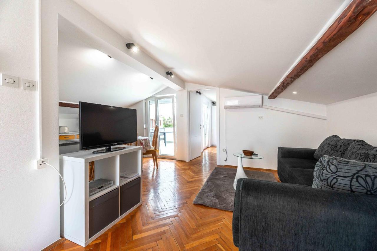 Apartmani Tatjana Новаля Екстер'єр фото
