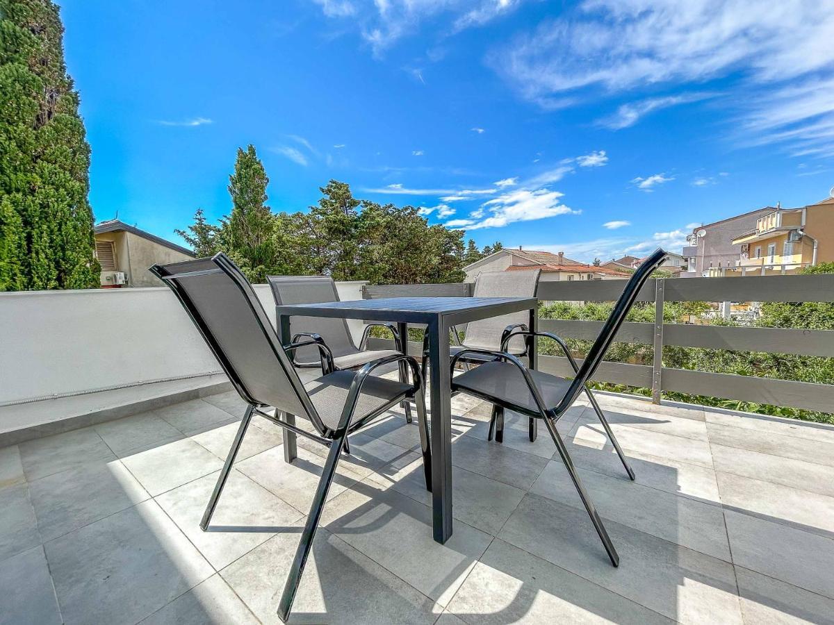 Apartmani Tatjana Новаля Екстер'єр фото