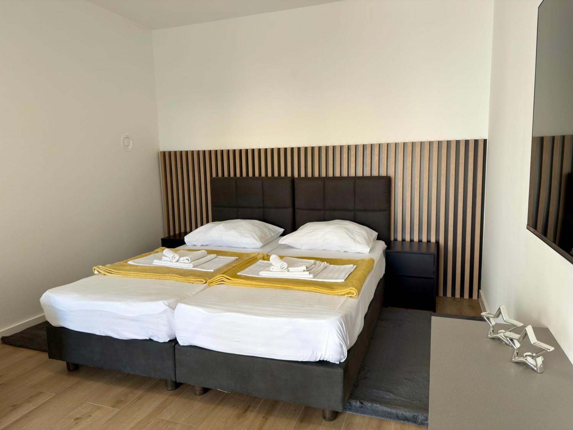 Apartmani Tatjana Новаля Екстер'єр фото